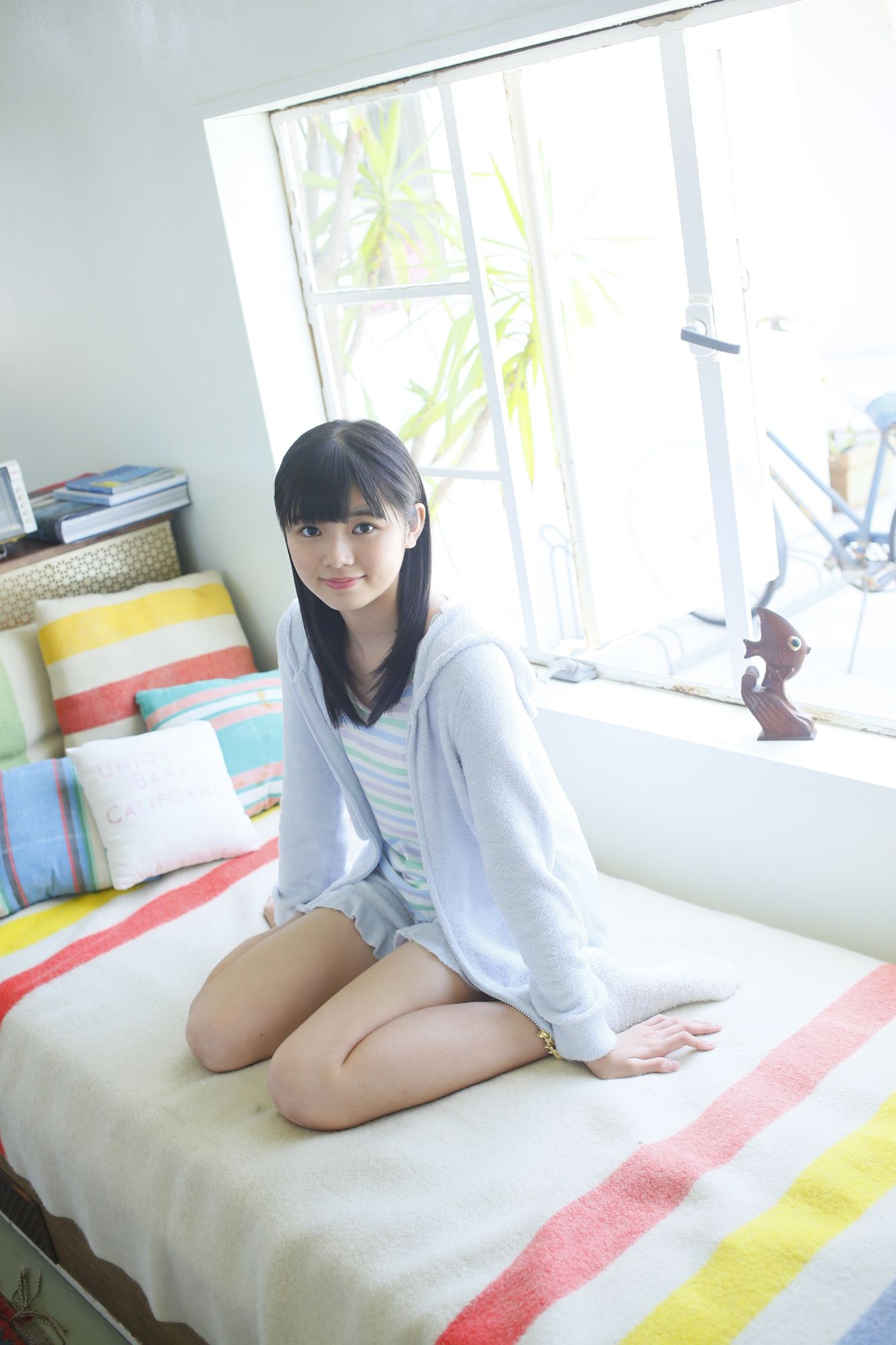 Ayano Hamaura 浜浦彩乃 [Hello! Digital Books] Vol.156 写真集