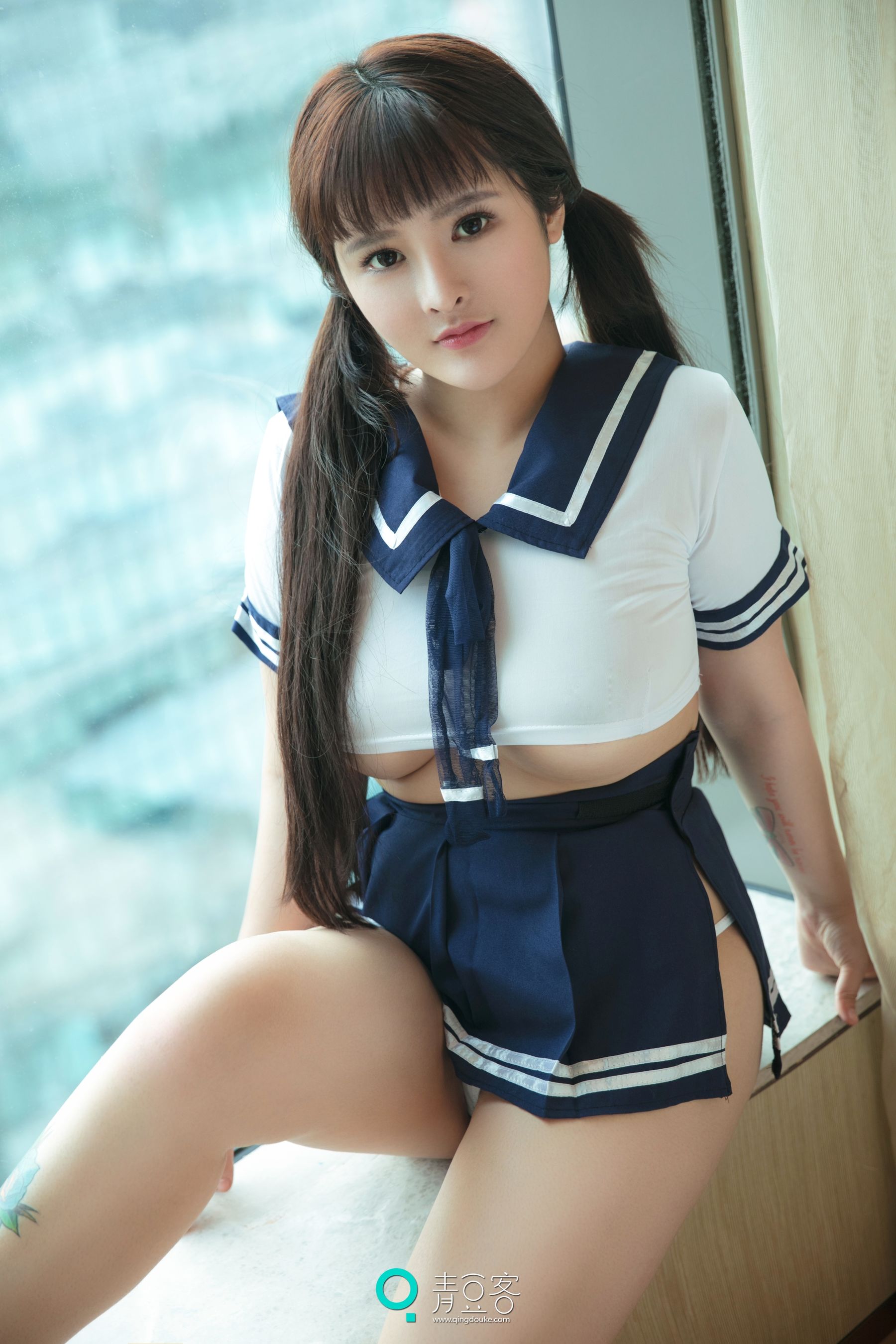 杨漫妮《性感大胸少女》 [青豆客] 写真集