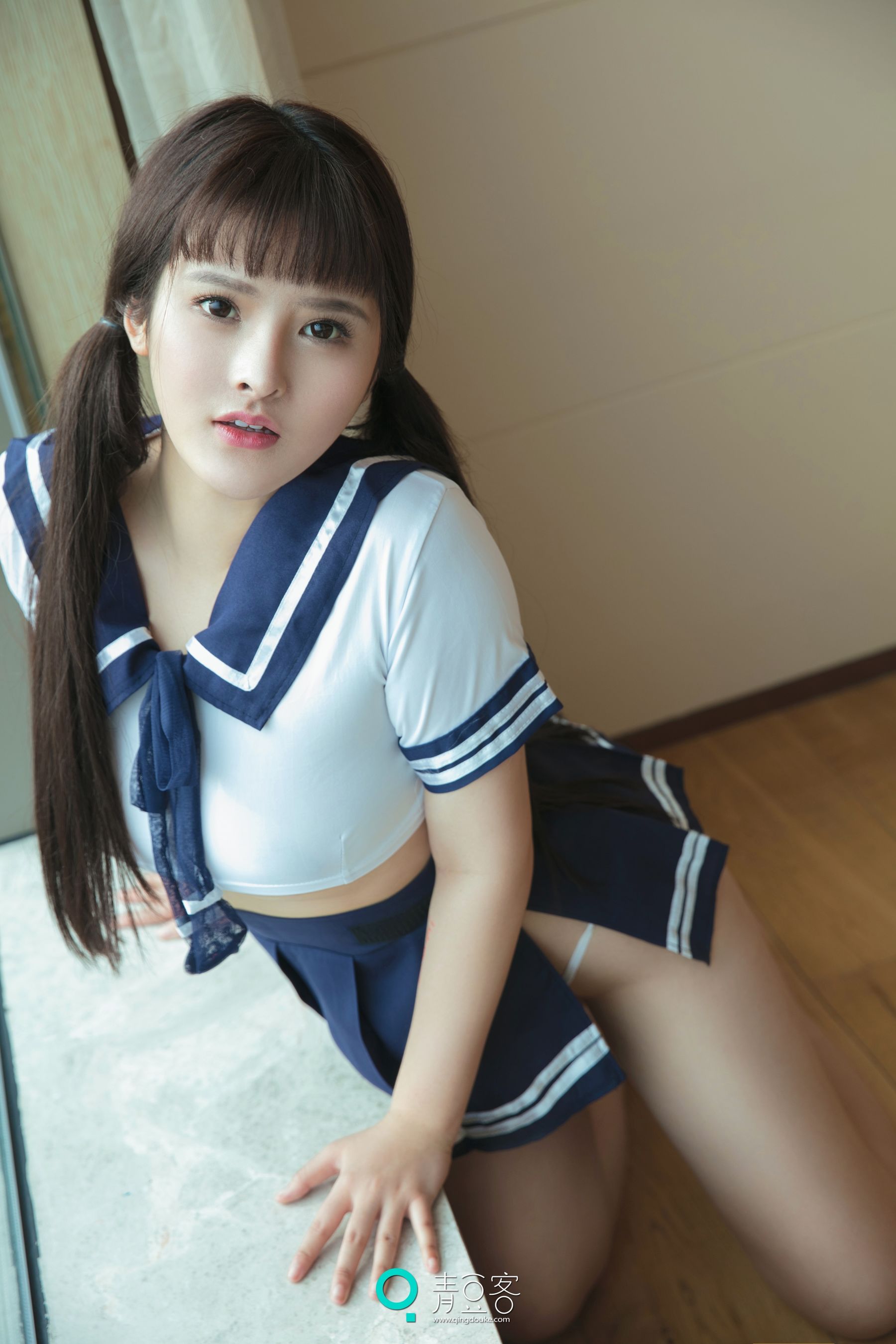 杨漫妮《性感大胸少女》 [青豆客] 写真集