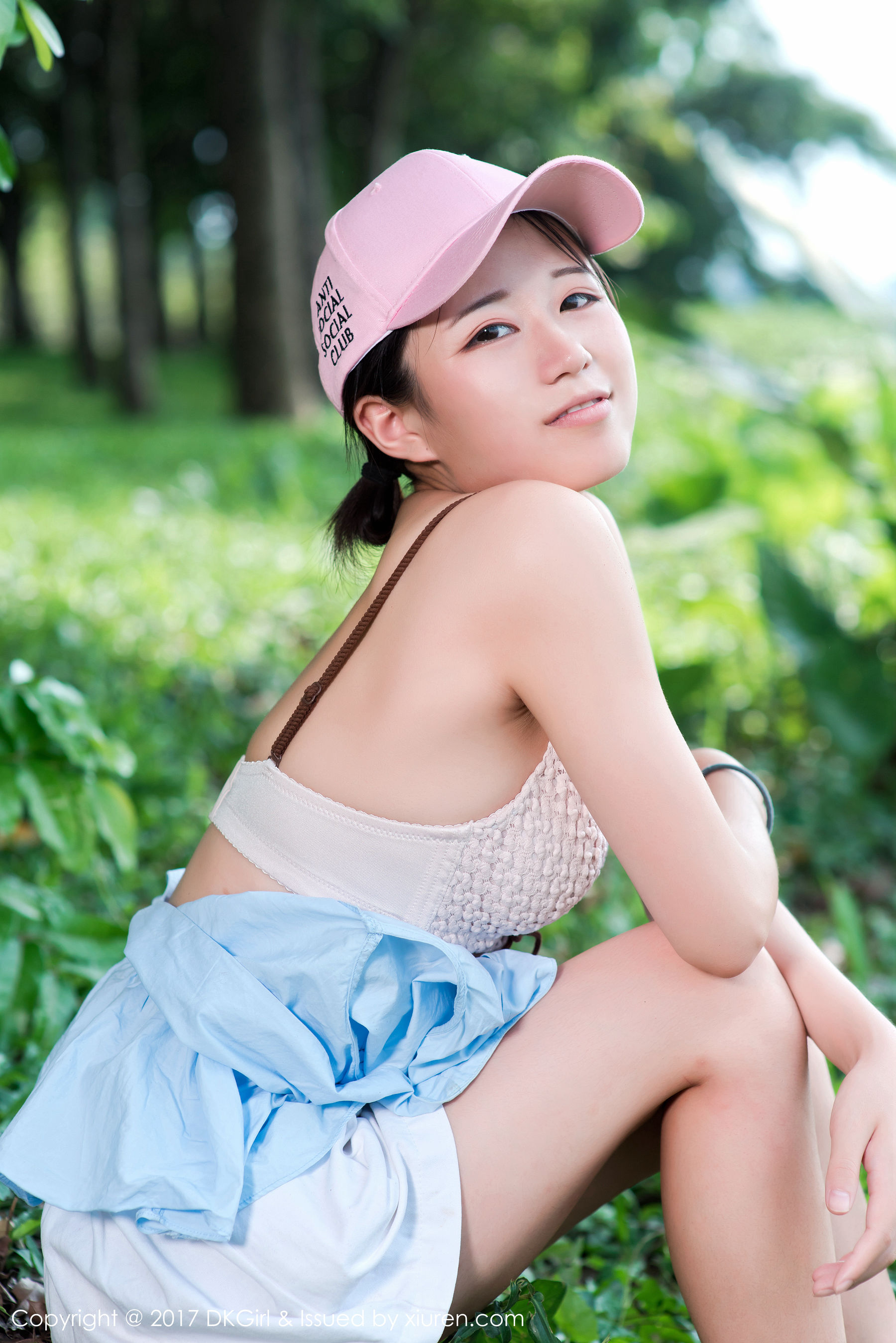 仓井优香《童颜美乳，日系清纯少女，户外露出》 [御女郎DKGirl] Vol.039 写真集