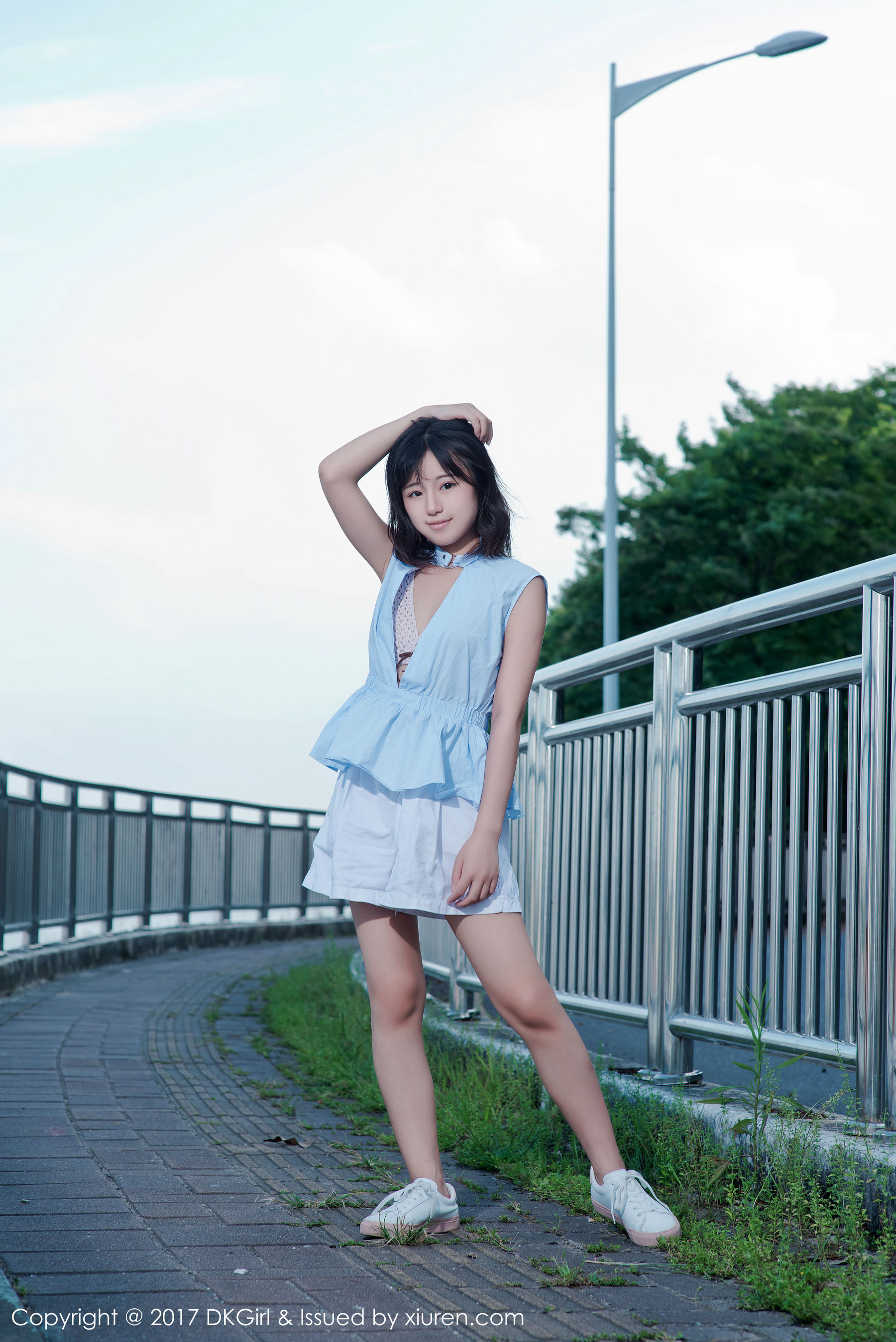 仓井优香《童颜美乳，日系清纯少女，户外露出》 [御女郎DKGirl] Vol.039 写真集