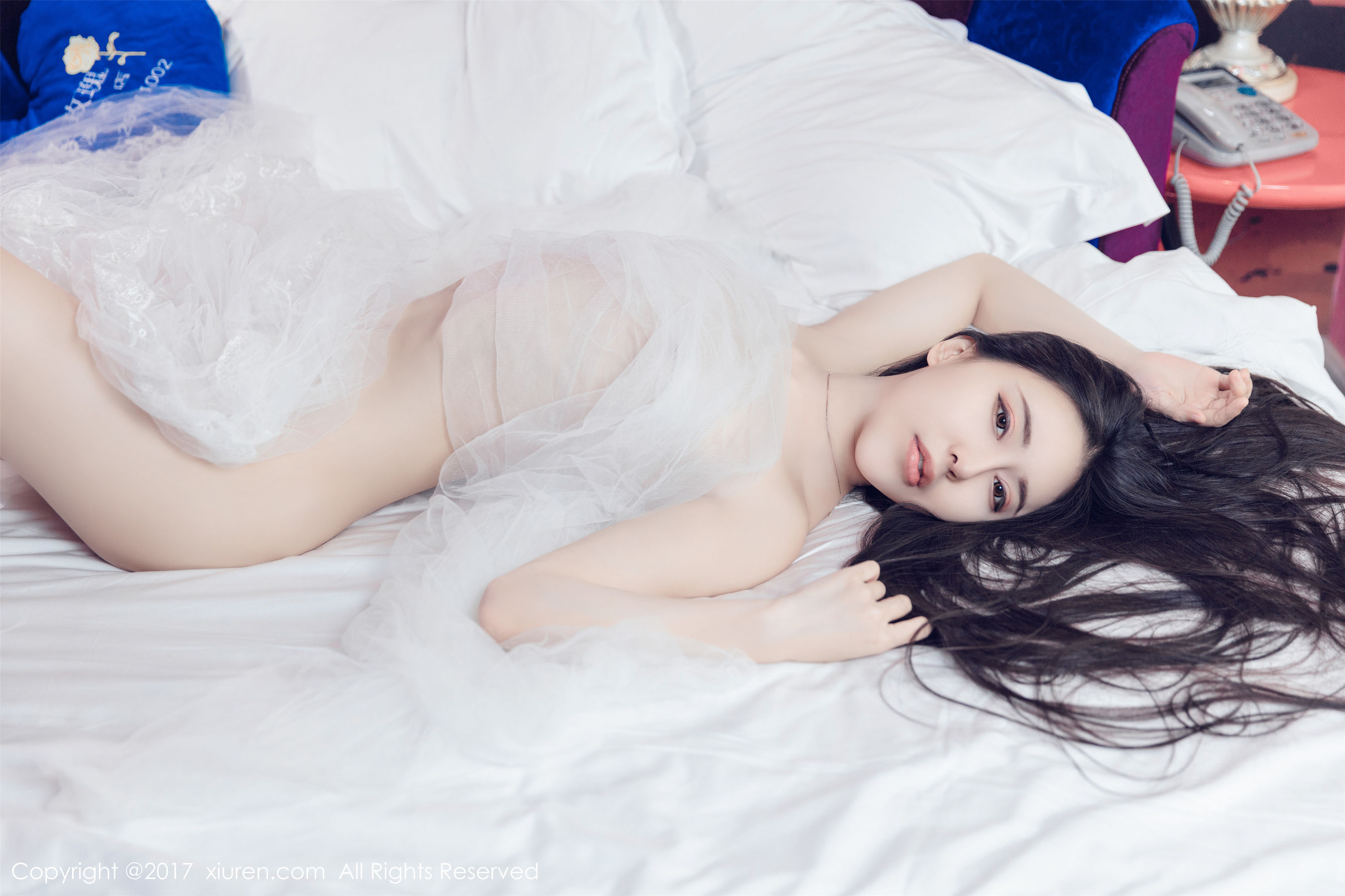 Suki_baby《唯美性感又不失惹火的妹子》 [秀人XIUREN] NO.818 写真集