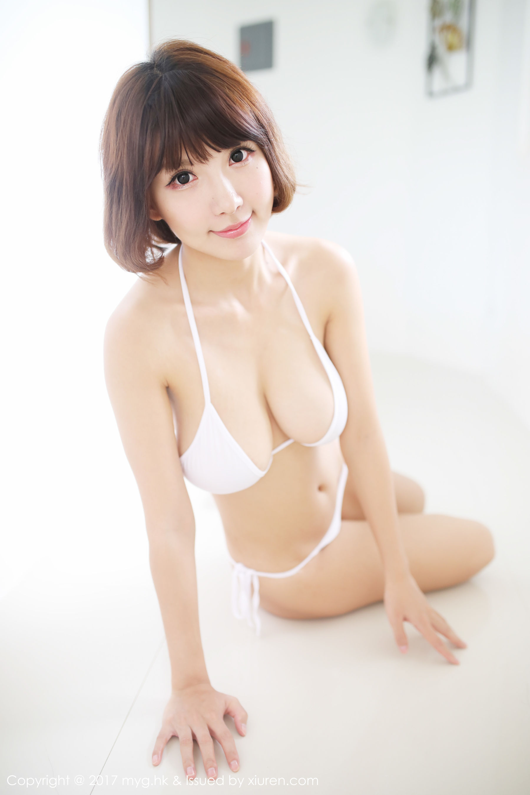 晓茜sunny《无内裤牛仔内衣+性感比基尼》 [美媛馆MyGirl] Vol.262 写真集