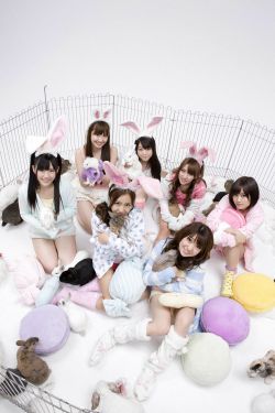 AKB48《ワンダー.バニー.パーティー》写真集 [YS Web] Vol.397
