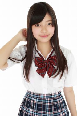 Erena Sakurai 桜井えれ《17歲のハ入學！》写真集 [YS Web] Vol.408